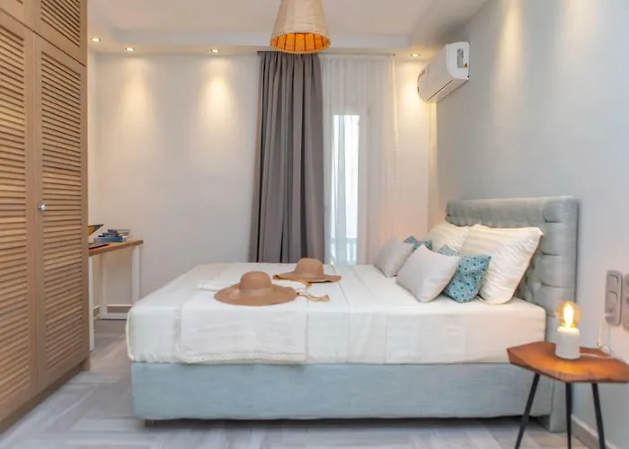 Harmony Beach House - 100 Steps From The Sea Naxos City