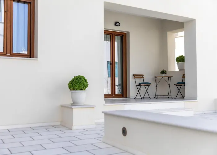 Harmony Beach House - 100 Steps From The Sea Apartamento